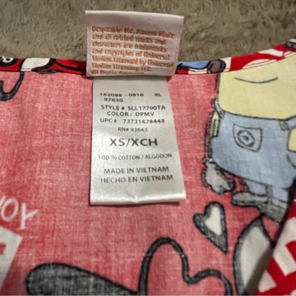 Women’s‎ Despicable Me Scrub Top Minion Size XS - Picture 4 of 8